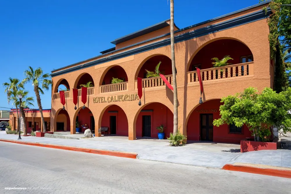 Hotel California, Todos Santos