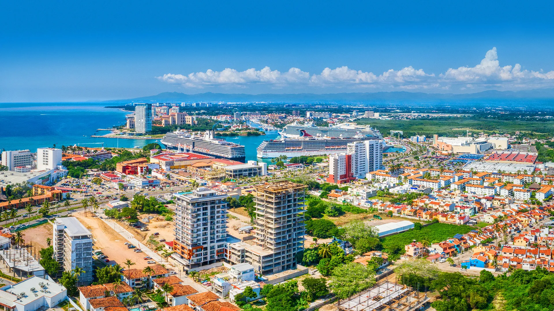 Zoho Skies, fotografía aérea de TreeMedia