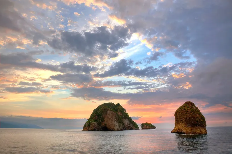 Los Arcos de Mismaloya, Puerto Vallarta, Jalisco. Fotografía de paisaje de Miguel Naranjo.