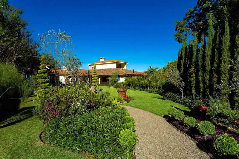 Villa Nogal II, San Sebastián del Oeste, Jalisco. Fotografía de arquitectura de Miguel Naranjo.