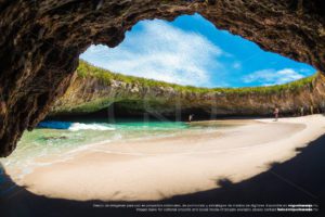 The Hidden Beach, Playa del Amor en Islas Marietas, Riviera Nayarit México