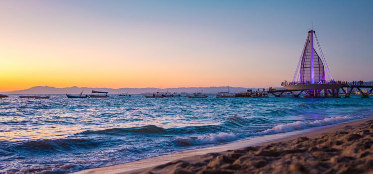 Muelle Playa Los Muertos