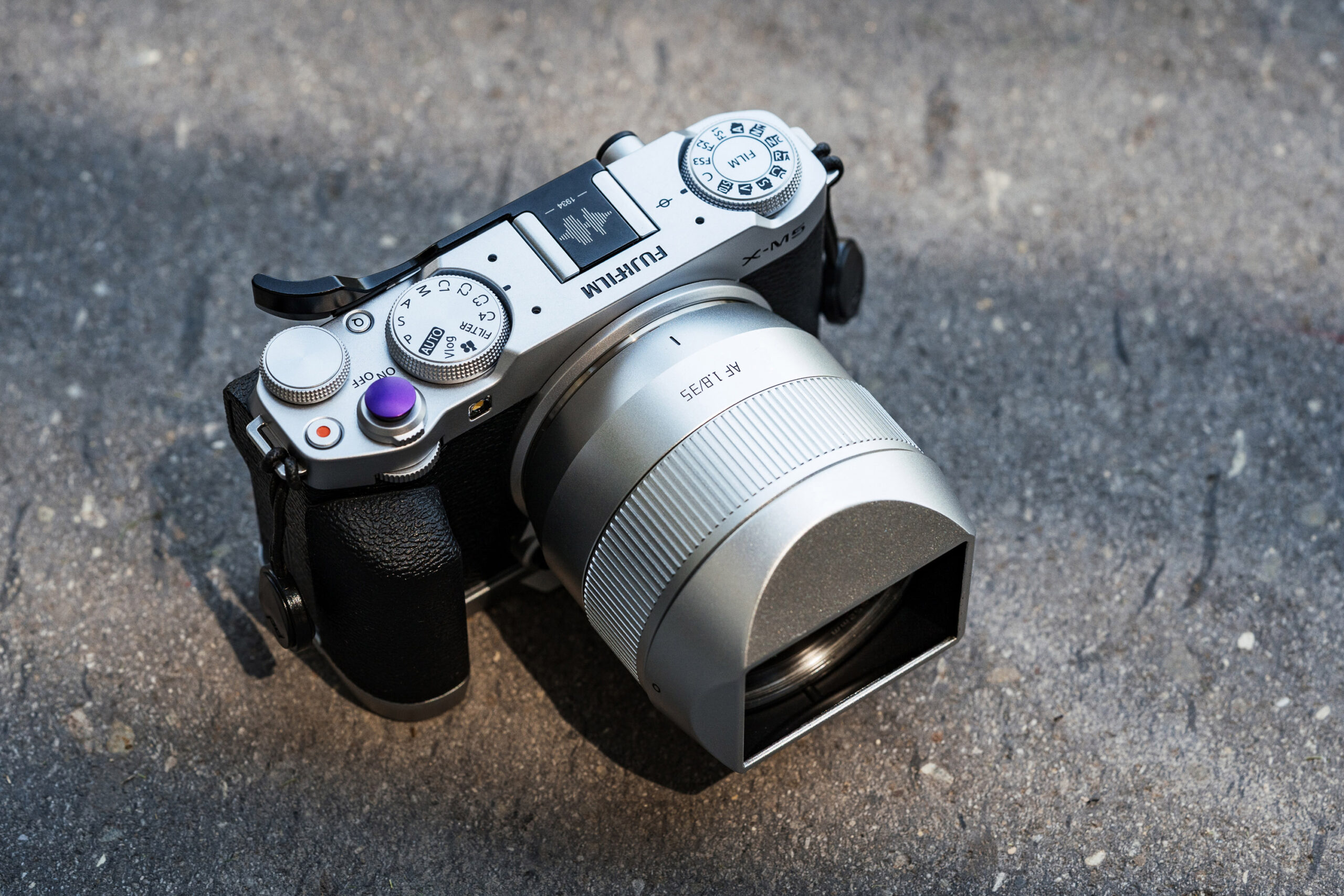 Fujifilm X‑M5 cámara compacta con lentes intercambiables
